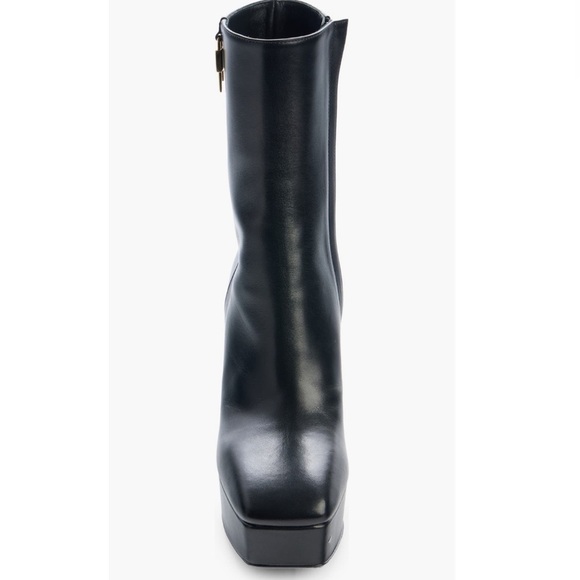 Givenchy G Lock Platform Ankle Boots in Leather - Picture 4 of 5